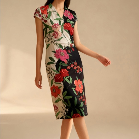 Floral Contrast Midi Dress - Picture 4 of 5